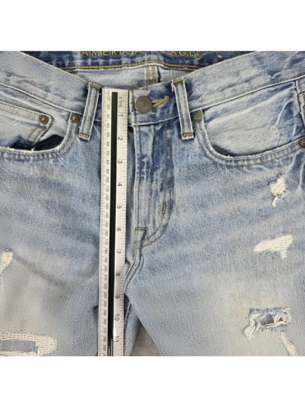 American Eagle Jeans Mens 28x32 Blue Slim Straight Light Wash Distressed Ripped